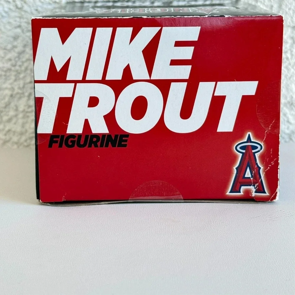 Mike Trout LA Angels‎ Figurine 2015 Catch Commemorative SGA MLB Collectible New